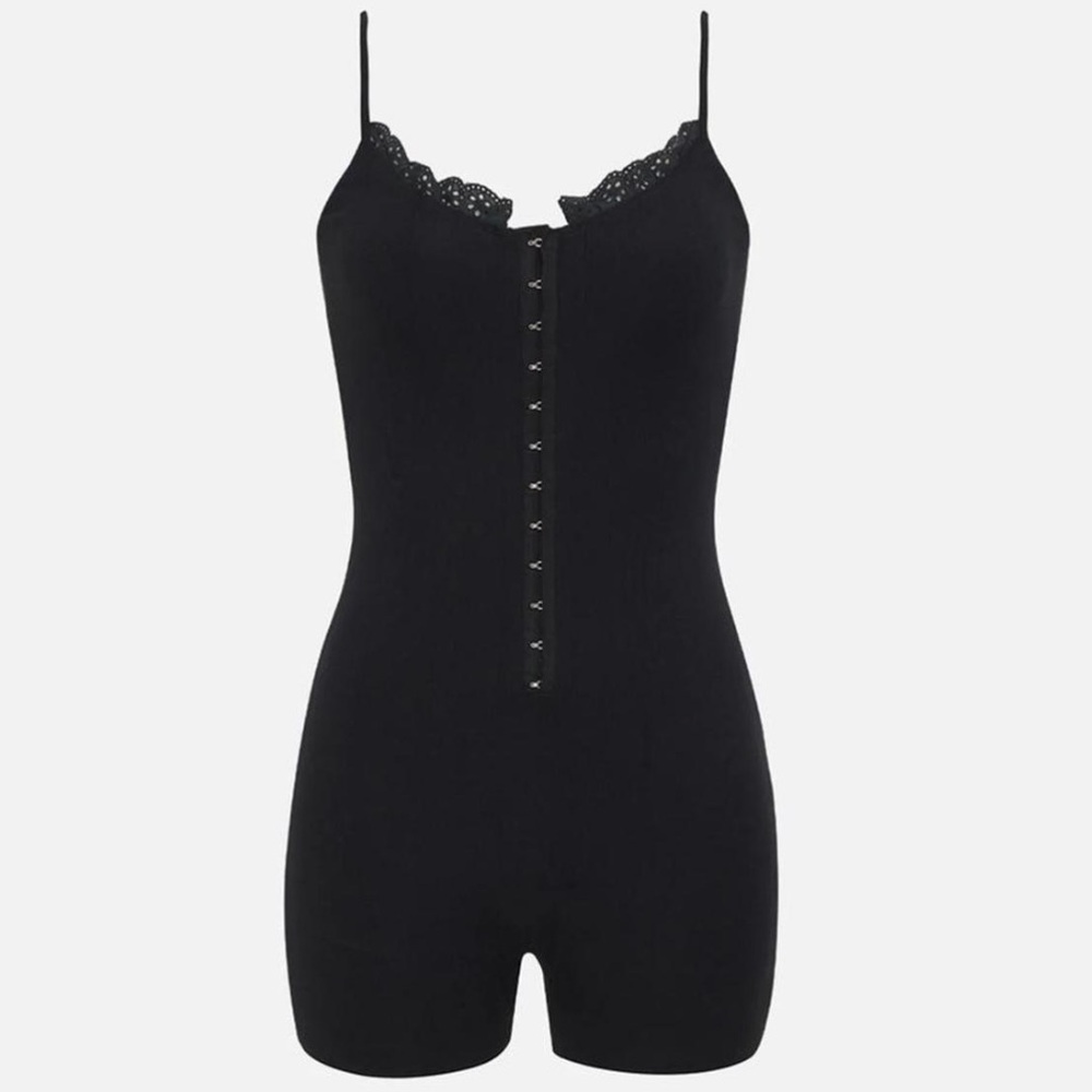 Frankie’s Bikinis x Sydney Sweeney Romper Pointelle in Black